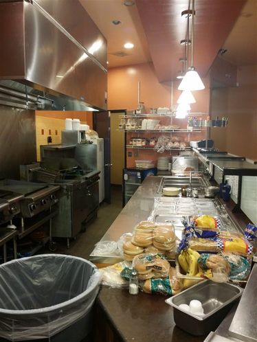 Max & Molly's: 1315 W Jackson St, Macomb, IL 61455